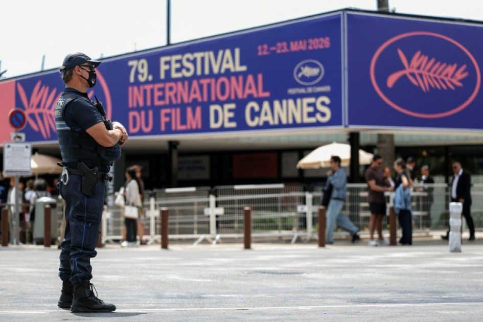 Cannes sous haute vigilance : les chiens renifleurs traquent les drogues au festival