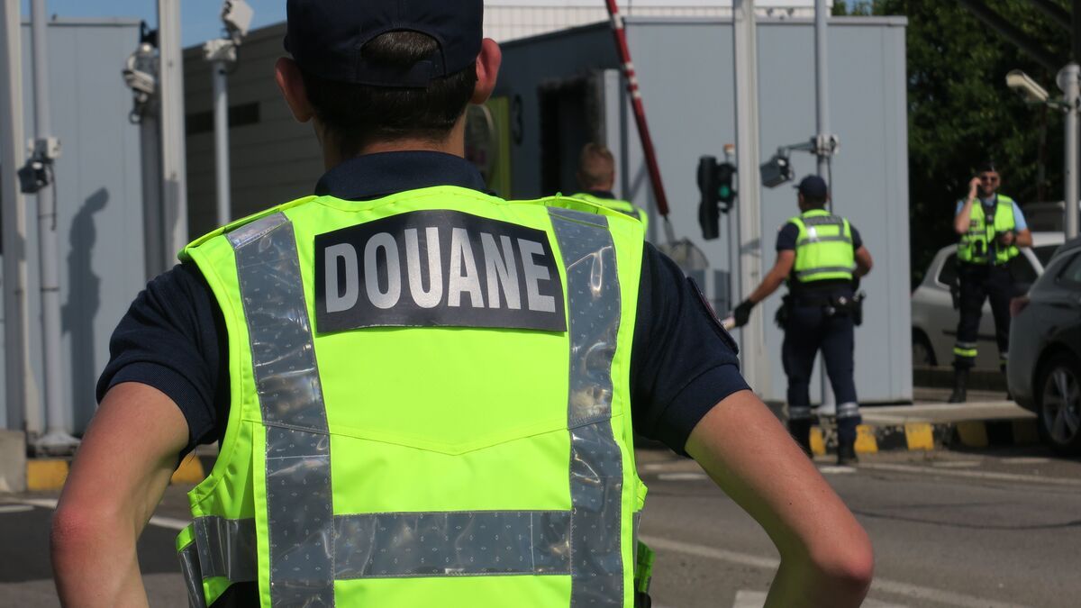 Un motard arrêté avec 71,5 kg de cocaïne à la frontière franco-espagnole