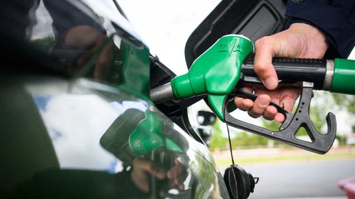Les vertiges des prix : pourquoi l'essence flambe plus vite que le diesel