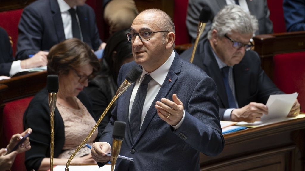 La France intensifie les expulsions d'Algériens sous OQTF : un nouveau départ
