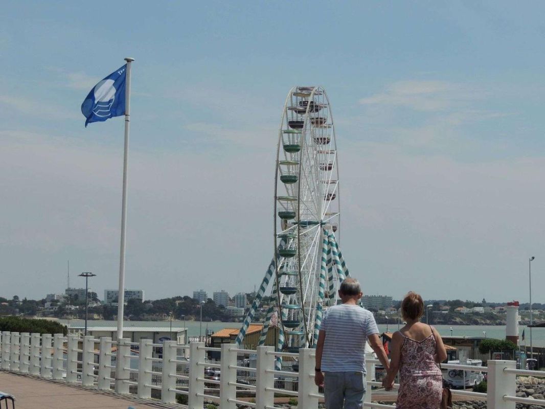 Royan s'habille d'azur : quatre plages labellisées Pavillon bleu