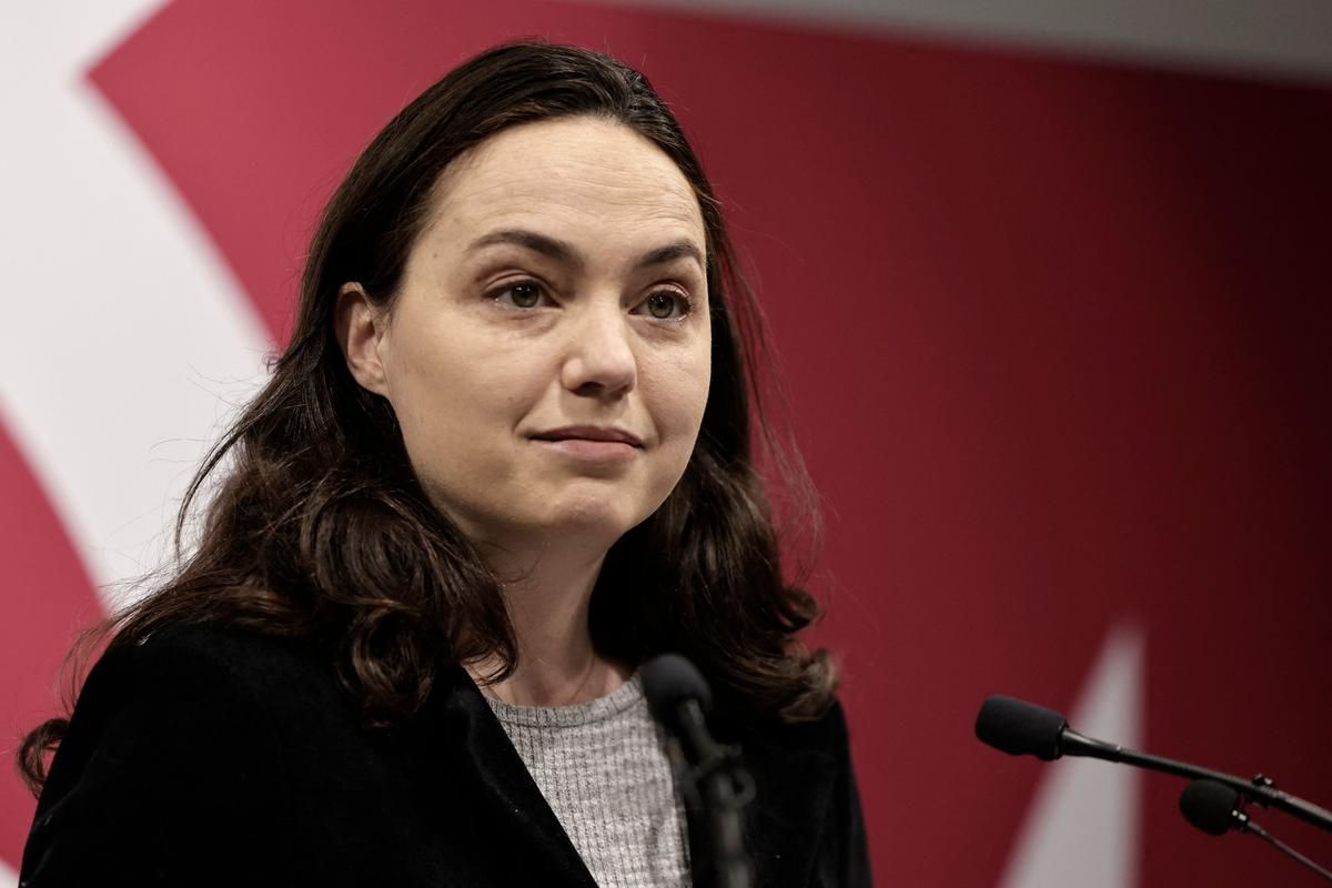 Le PS face à Melenchon : repenser le socialisme avec pragmatisme et démocratie