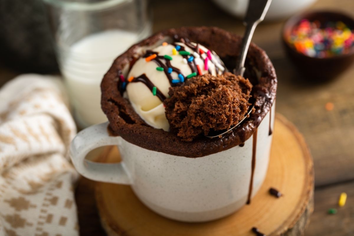 Découvrez la recette rapide du mug cake au chocolat : plaisir sans culpabilité