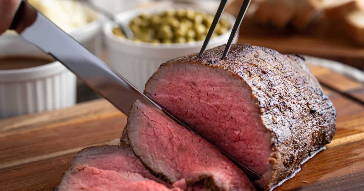 Les secrets d'une cuisson parfaite pour un rosbeef juteux et savoureux