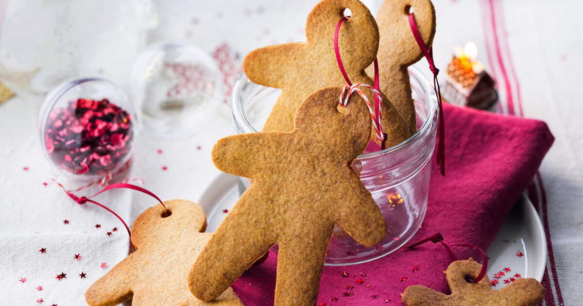 L'art de confectionner des gingerbreads à suspendre