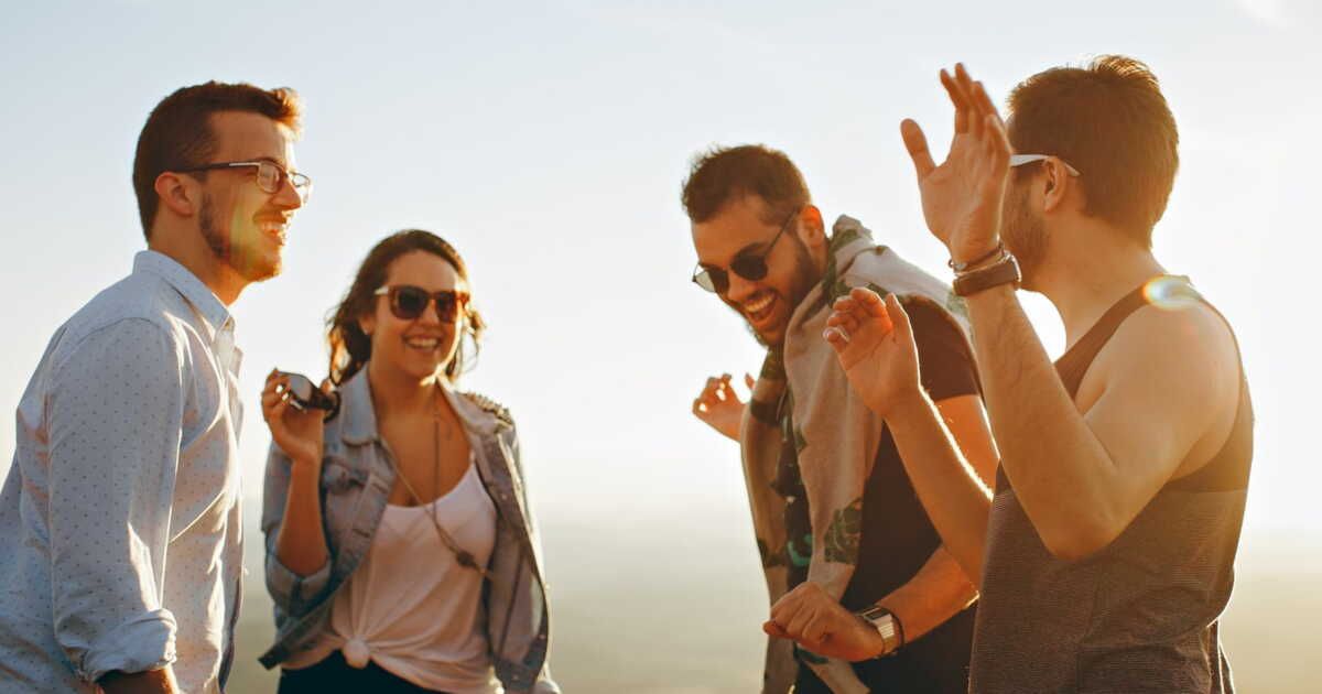 La tendance half-and-half : l'astuce estivale pour modérer votre consommation d'alcool