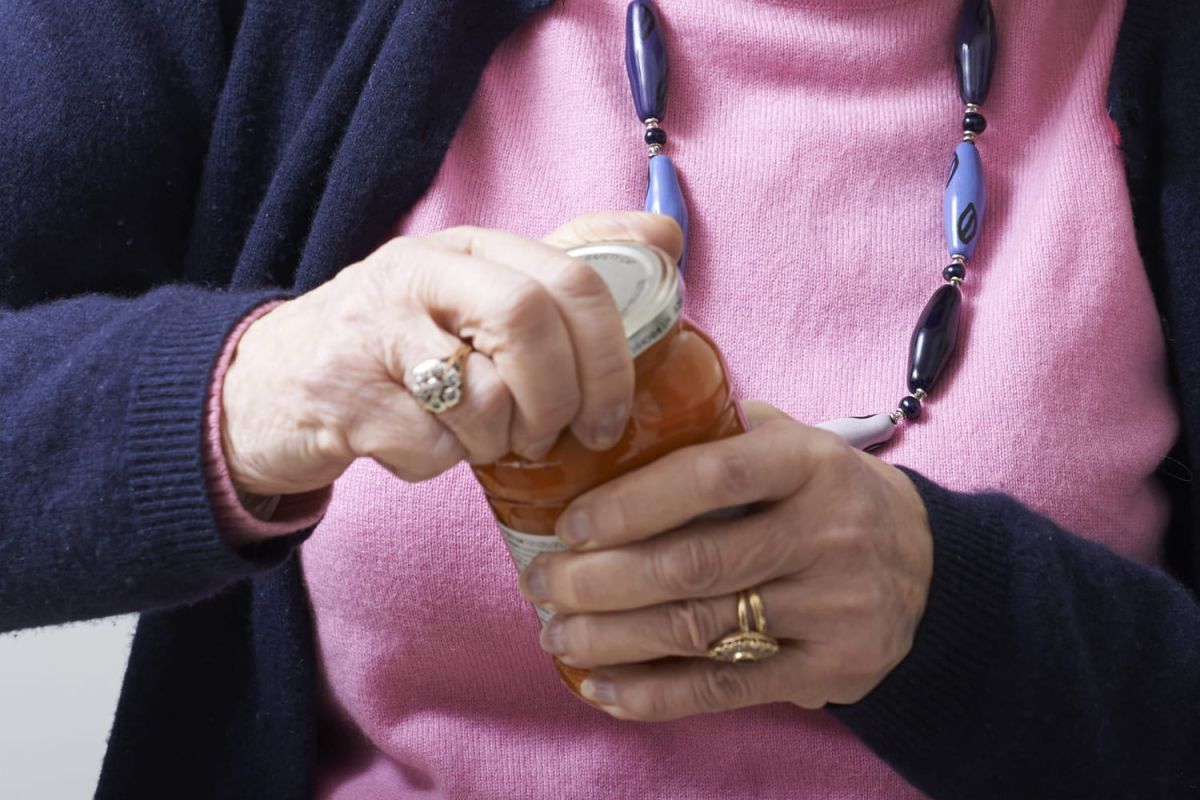 Des astuces infaillibles pour ouvrir un bocal sans effort