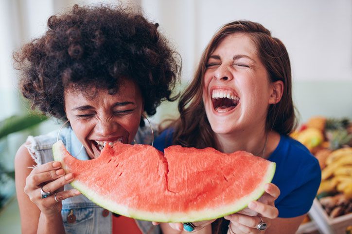 manger des fruits pour une humeur rayonnante