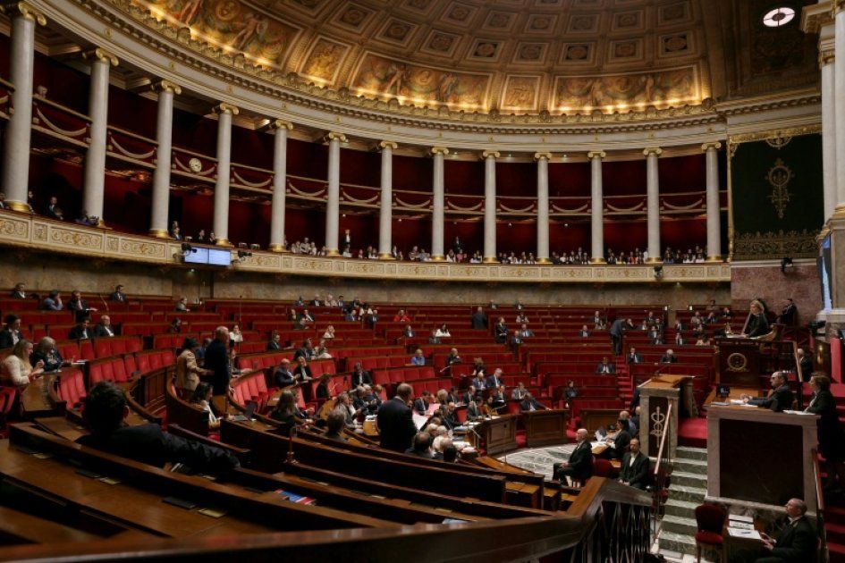 Les députés votent à l'unanimité une loi pour protéger les enfants des violences scolaires