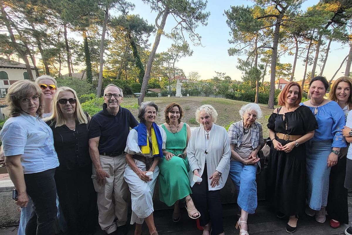 Des héros de l'accueil : les bénévoles du Bassin d'Arcachon récompensés