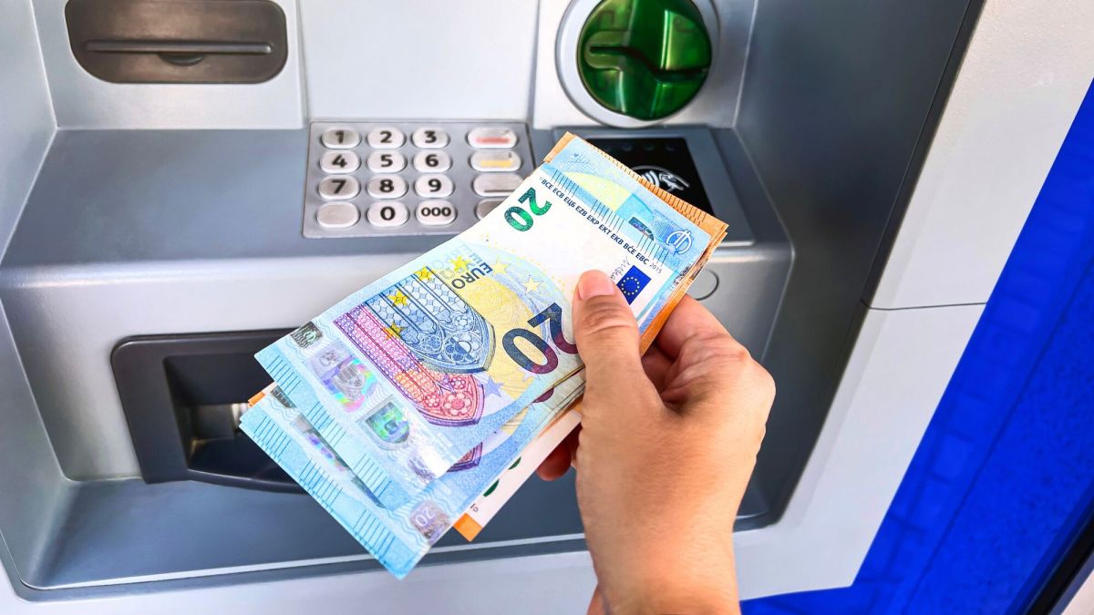 Les nouvelles tendances bancaires des Français : entre digitalisation et désuétude