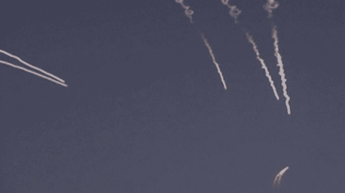 Les tensions s'intensifient : l'Iran cible les bases américaines au 103e jour de conflit