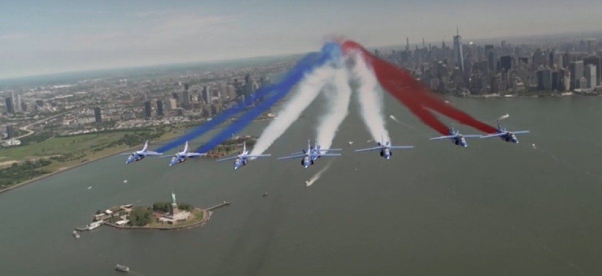 La Patrouille de France célèbre l'indépendance américaine au-dessus de New York