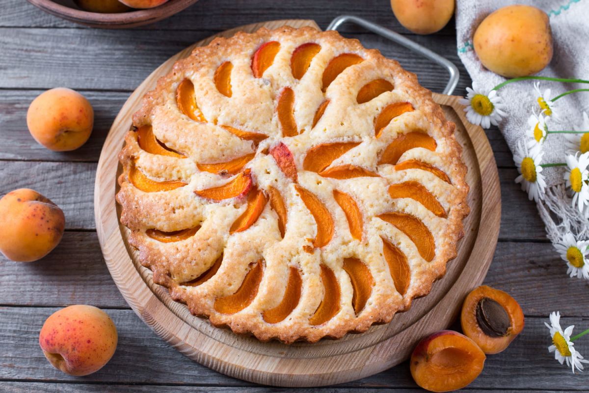 Découvrez la tarte amandine aux abricots de Cyril Lignac