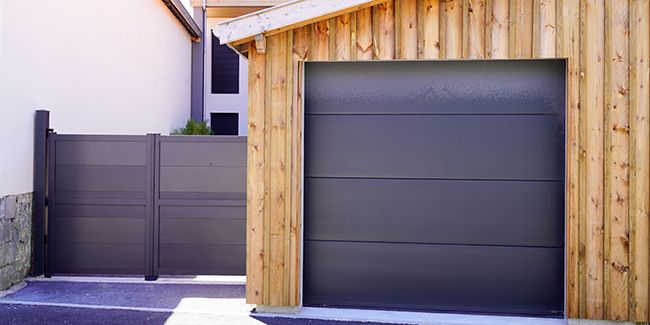 choisir la porte de garage idéale : sectionnelle, basculante ou enroulante ?