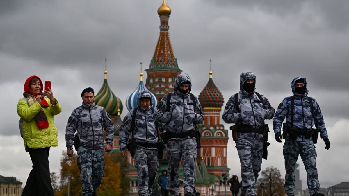 Internet sous haute surveillance en Russie : tensions au sommet du pouvoir
