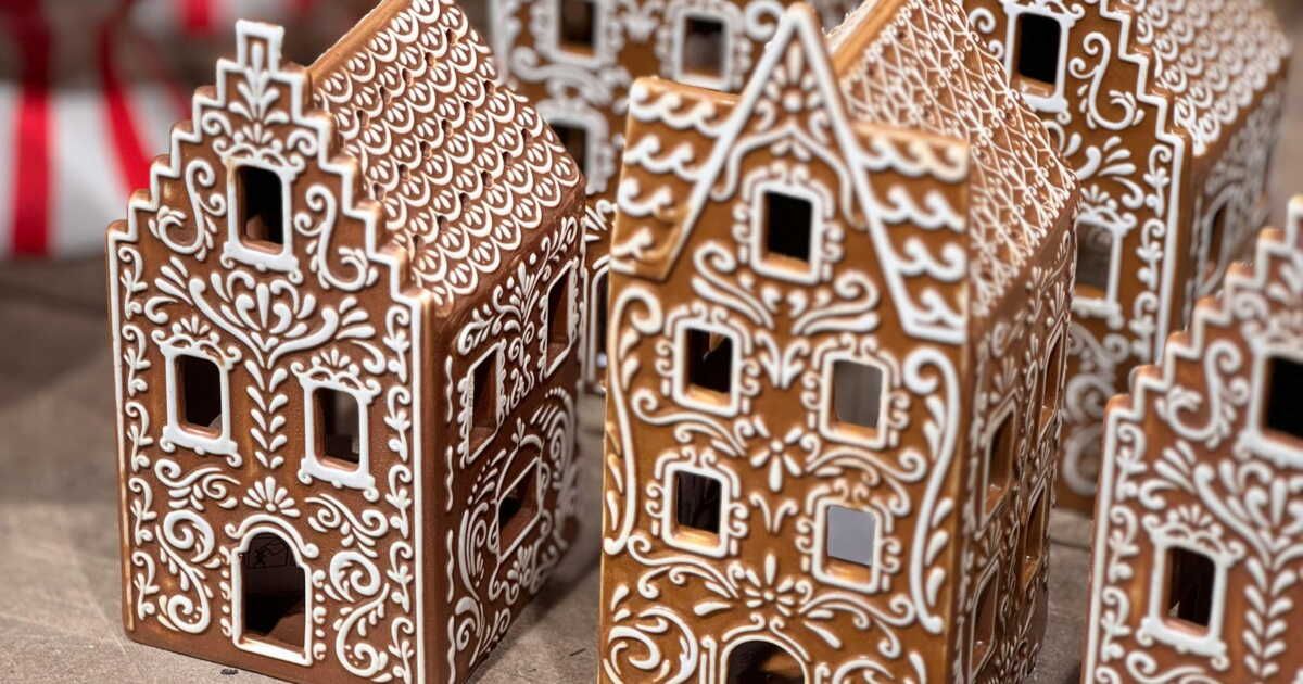 Créez un calendrier de l'Avent unique avec une maison en pain d'épice à faire soi-même