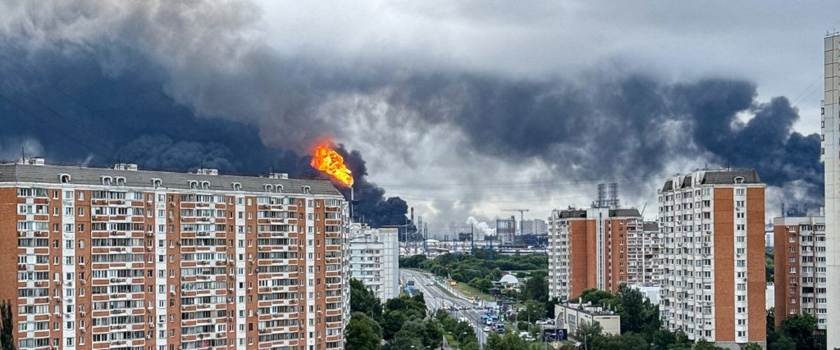 Ukraine intensifie son offensive : des images spectaculaires d'une frappe sur Moscou