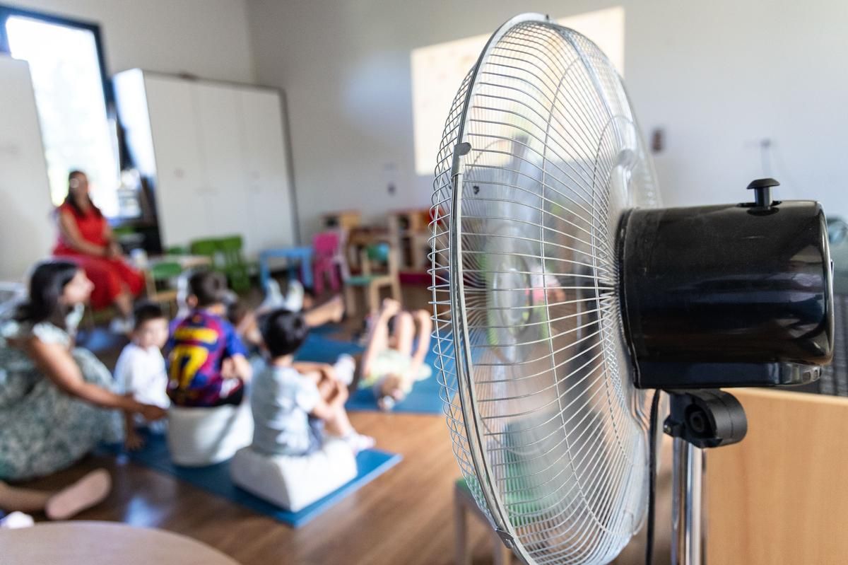 Face à la canicule, l'école en première ligne : l'intersyndicale exige des actions concrètes