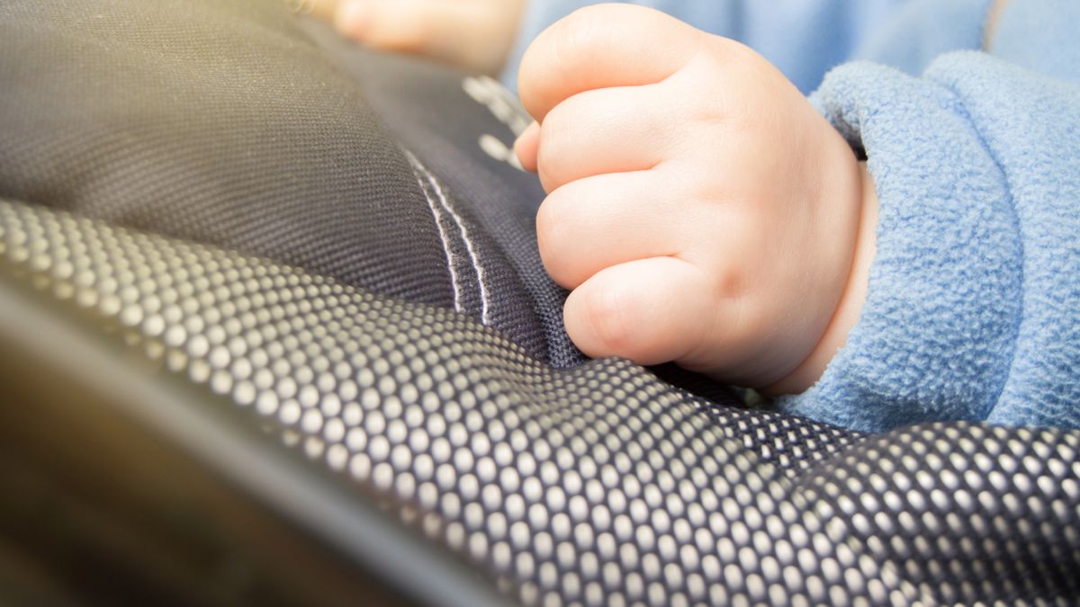 Tragédie à Carpentras : deux enfants perdent la vie dans une voiture sous la chaleur