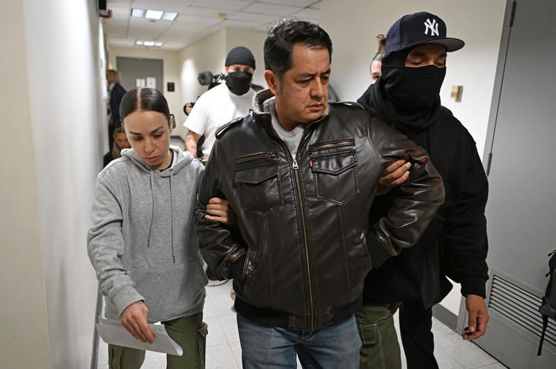Arrêt des arrestations par l'ICE dans les tribunaux : une victoire pour les droits de l'homme
