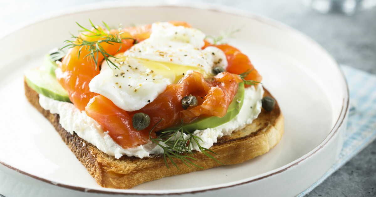 Savourez cette tartine au goût estival en un clin d'œil