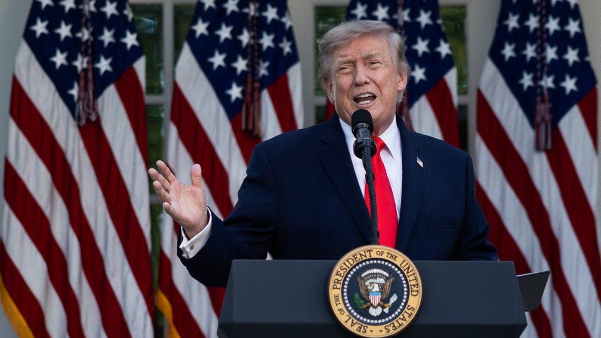 Trump et les cryptomonnaies : un milliard de bénéfices et des accusations de conflits d'intérêts