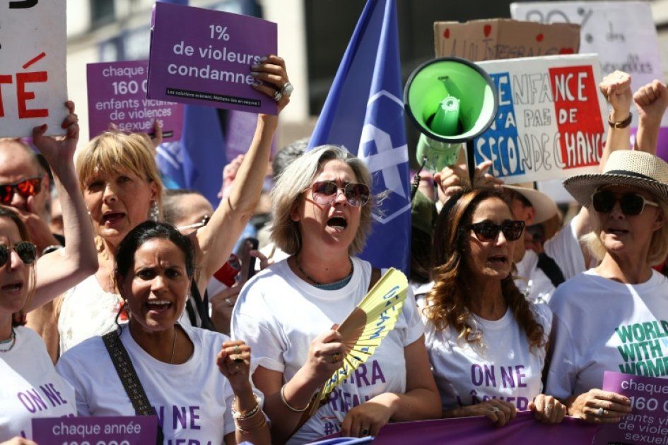 Mobilisation historique contre les violences sexuelles : des milliers dans les rues de France
