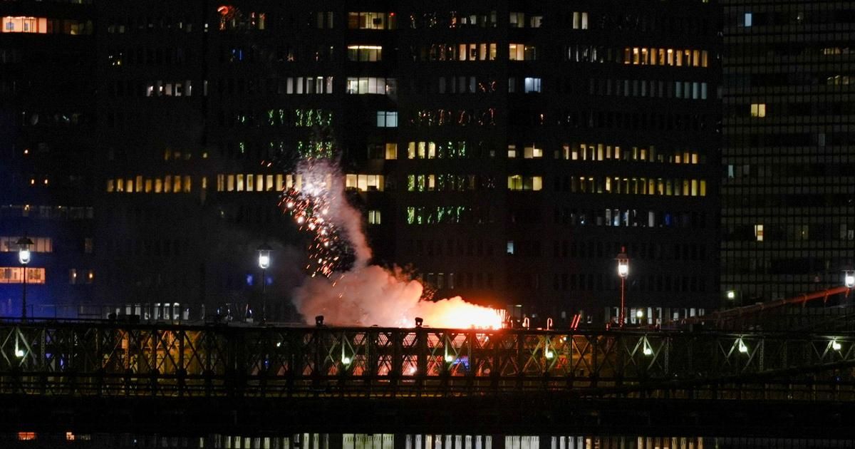 Un feu d’artifice tourne mal sur le pont de Brooklyn