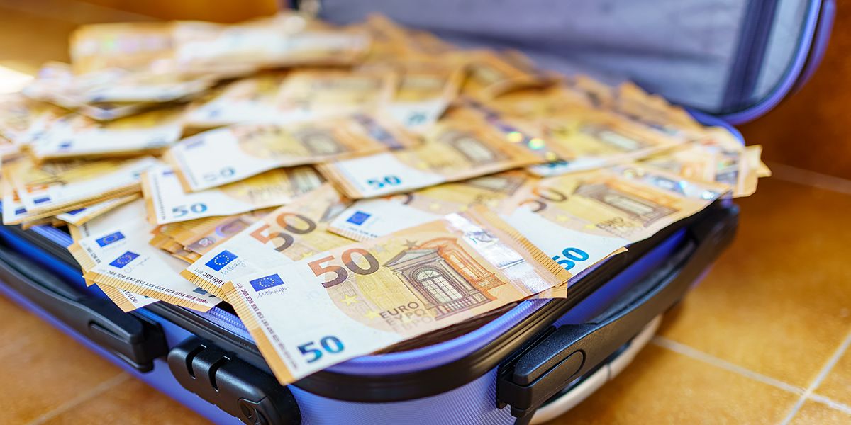 Comprendre le blanchiment d'argent : mécanismes et risques à connaître