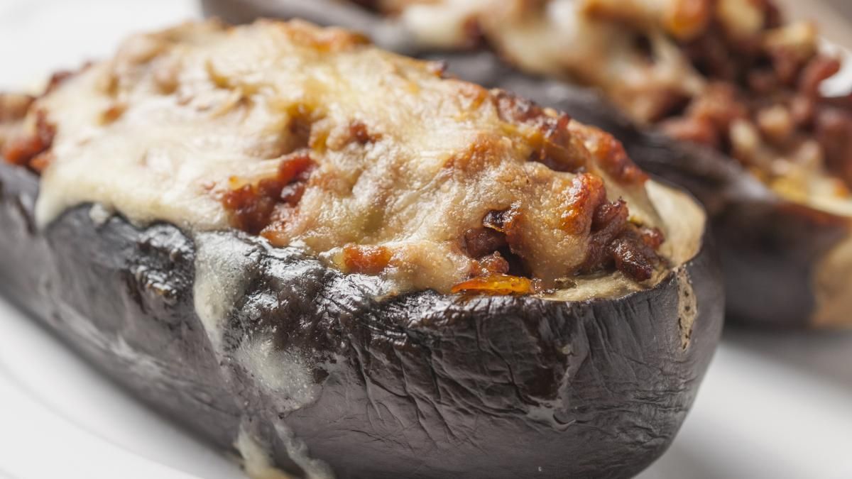 Savourez ces aubergines farcies à la viande : une recette méditerranéenne incontournable
